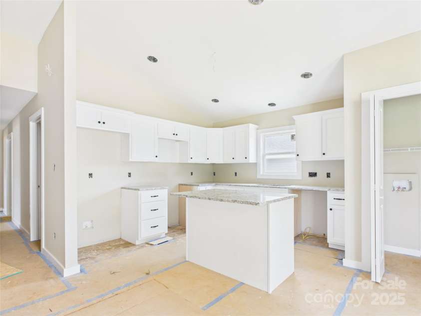 251 Hauss Ridge Road, Valdese, NC 28690.  MLS# CAR4285106, YatesRealty ID 28989. 