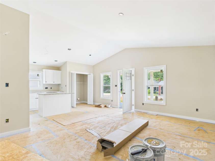 251 Hauss Ridge Road, Valdese, NC 28690.  MLS# CAR4285106, YatesRealty ID 28989. 