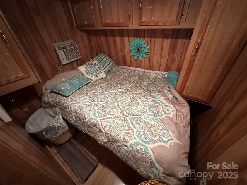 105 Richard Drive, New London, NC 28127.  MLS# CAR4215535, YatesRealty ID 2899. 