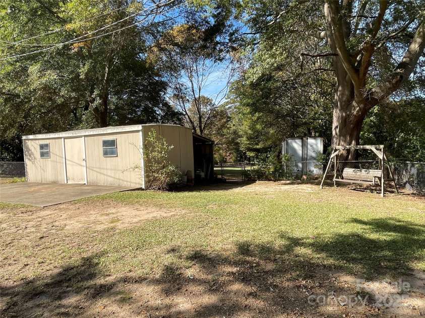 3403 Beaty Road, Gastonia, NC 28056.  MLS# CAR4277867, YatesRealty ID 28991. 