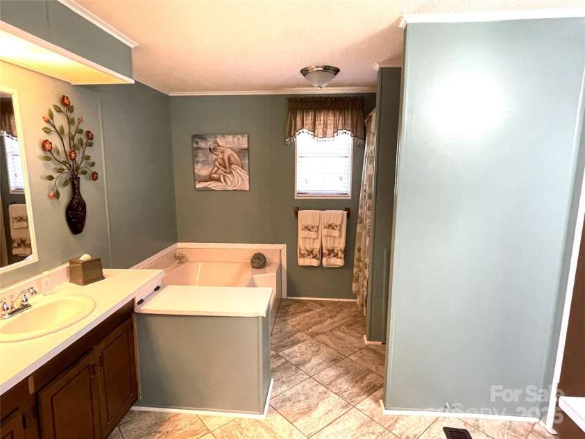 3403 Beaty Road, Gastonia, NC 28056.  MLS# CAR4277867, YatesRealty ID 28991. 