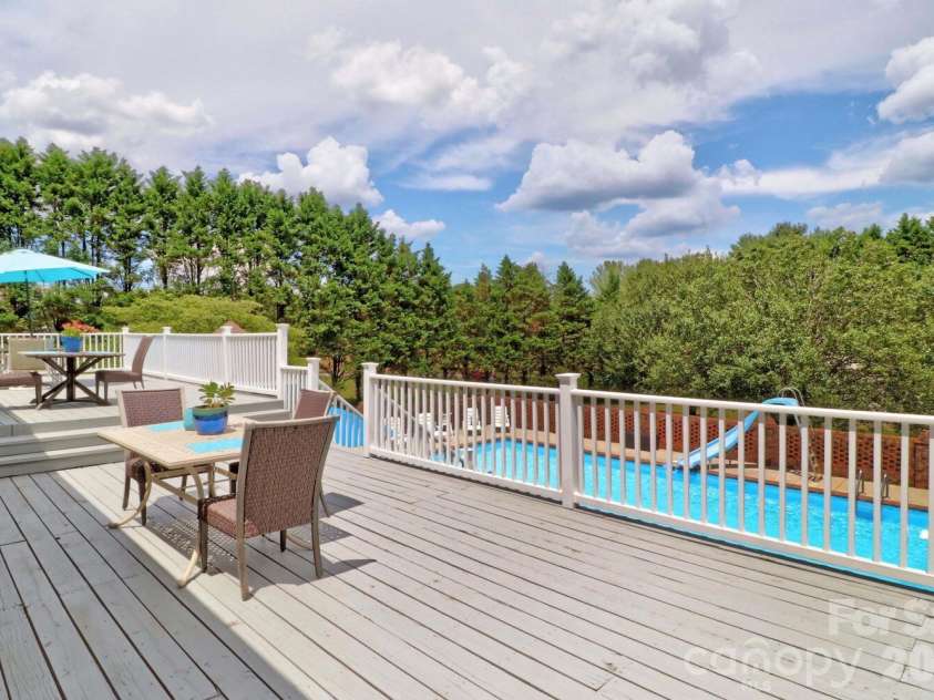 4723 Old Mountain Road, Stony Point, NC 28678.  MLS# CAR4386076, YatesRealty ID 28991. 