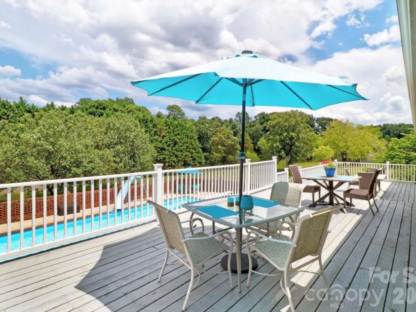 4723 Old Mountain Road, Stony Point, NC 28678.  MLS# CAR4386076, YatesRealty ID 28991. 