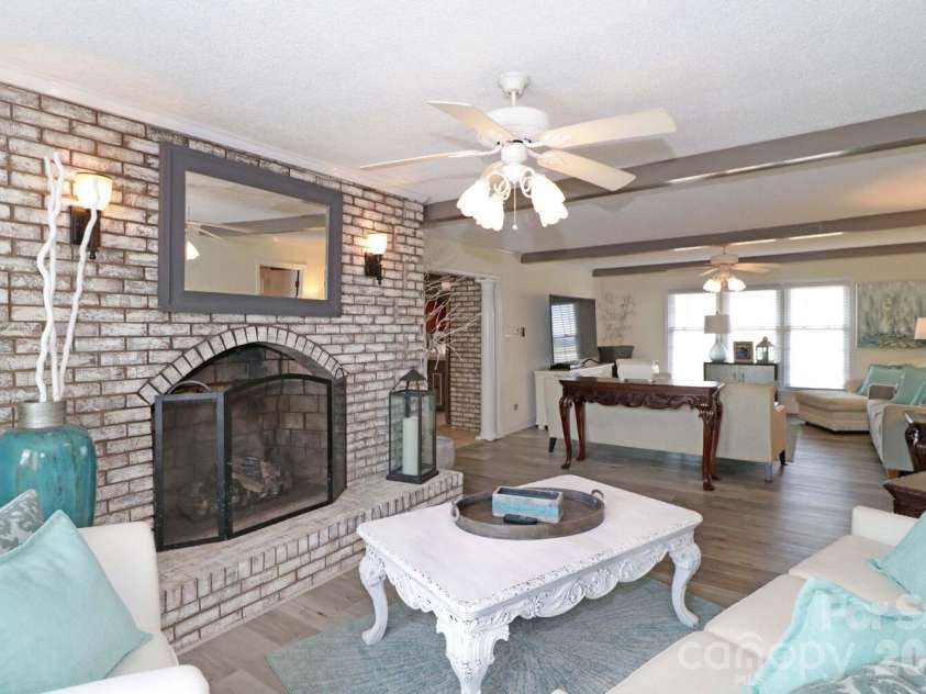 4723 Old Mountain Road, Stony Point, NC 28678.  MLS# CAR4386076, YatesRealty ID 28991. 