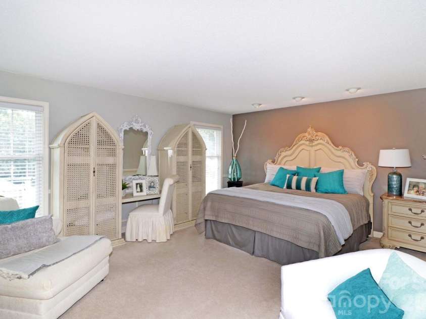 4723 Old Mountain Road, Stony Point, NC 28678.  MLS# CAR4386076, YatesRealty ID 28991. 