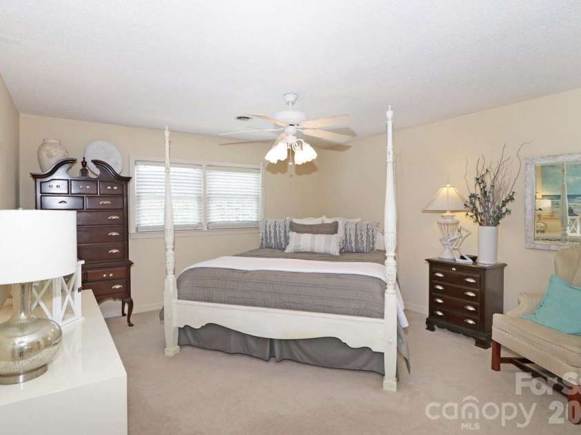 4723 Old Mountain Road, Stony Point, NC 28678.  MLS# CAR4386076, YatesRealty ID 28991. 