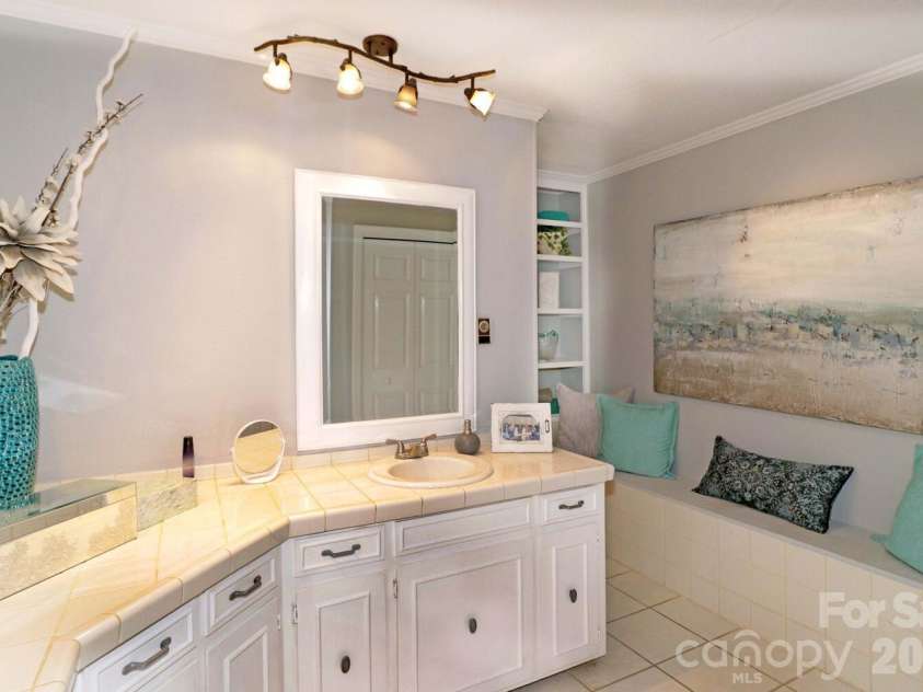 4723 Old Mountain Road, Stony Point, NC 28678.  MLS# CAR4386076, YatesRealty ID 28991. 