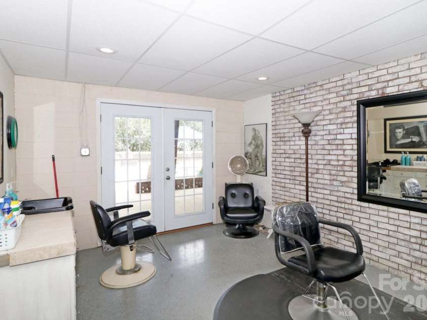 4723 Old Mountain Road, Stony Point, NC 28678.  MLS# CAR4386076, YatesRealty ID 28991. 