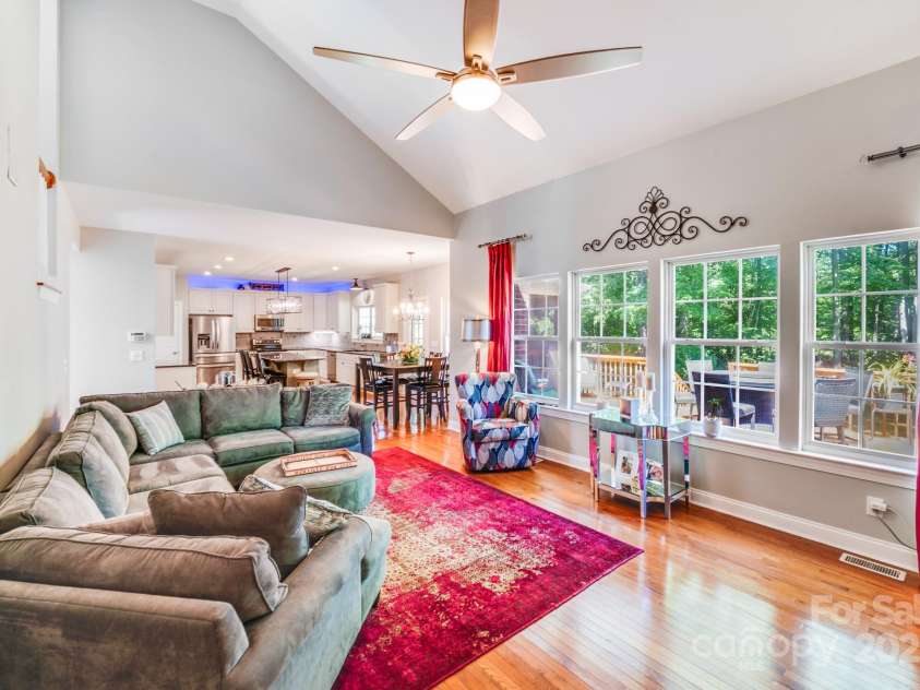 15811 Burlingame Drive, Huntersville, NC 28078.  MLS# CAR4269192, YatesRealty ID 28992. ANOTHER VIEW FROM BACK OF LIVING ROOM.
