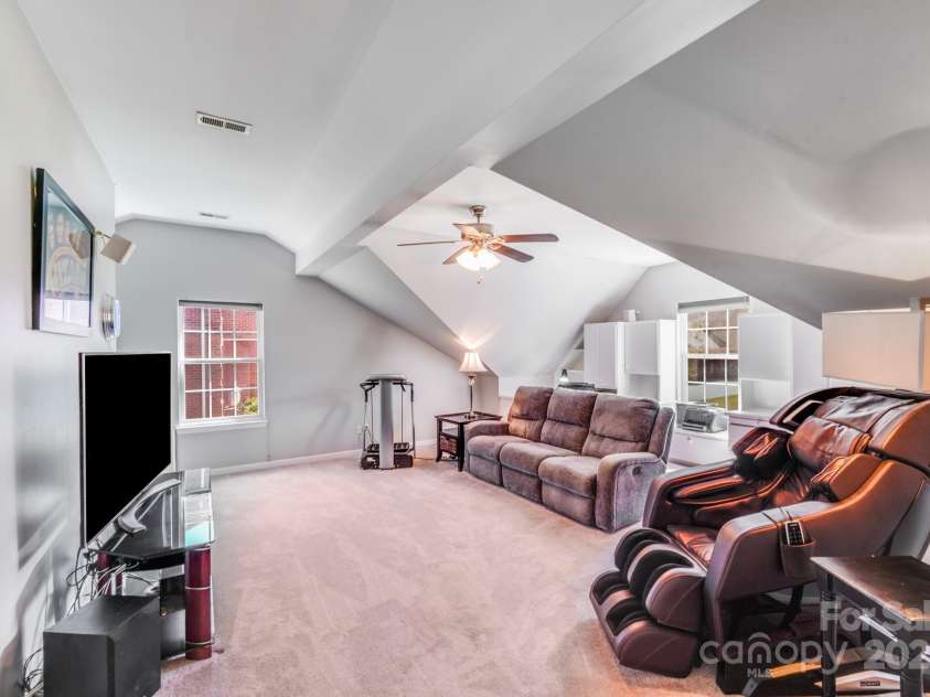 15811 Burlingame Drive, Huntersville, NC 28078.  MLS# CAR4269192, YatesRealty ID 28992. ANOTHER VIEW FROM ENTERING.