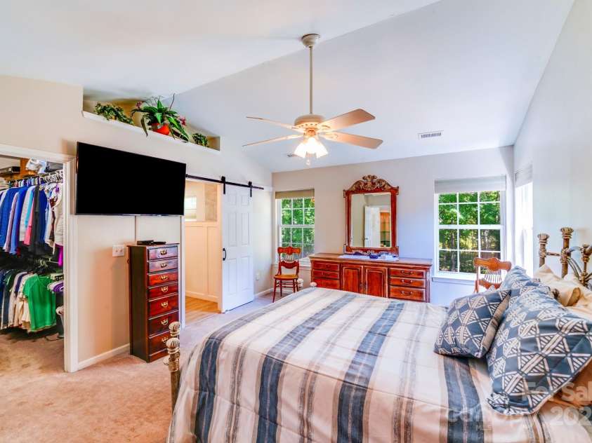 15811 Burlingame Drive, Huntersville, NC 28078.  MLS# CAR4269192, YatesRealty ID 28992. ANOTHER VIEW OF PRIMARY STE