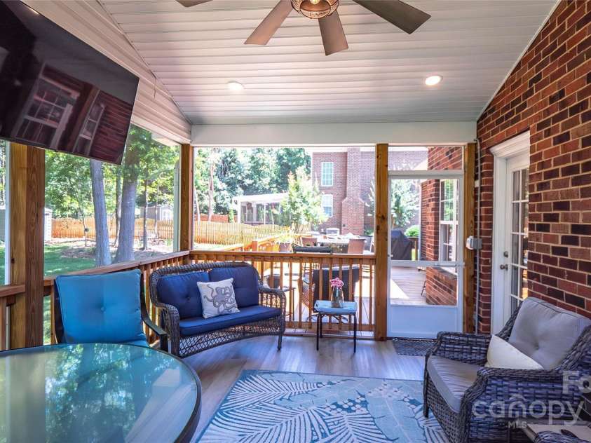 15811 Burlingame Drive, Huntersville, NC 28078.  MLS# CAR4269192, YatesRealty ID 28992. ENJOY THE PRIVACY OR A COOL BEVERAGE OR WATCH YOUR FAVORITE SHOW TOO.