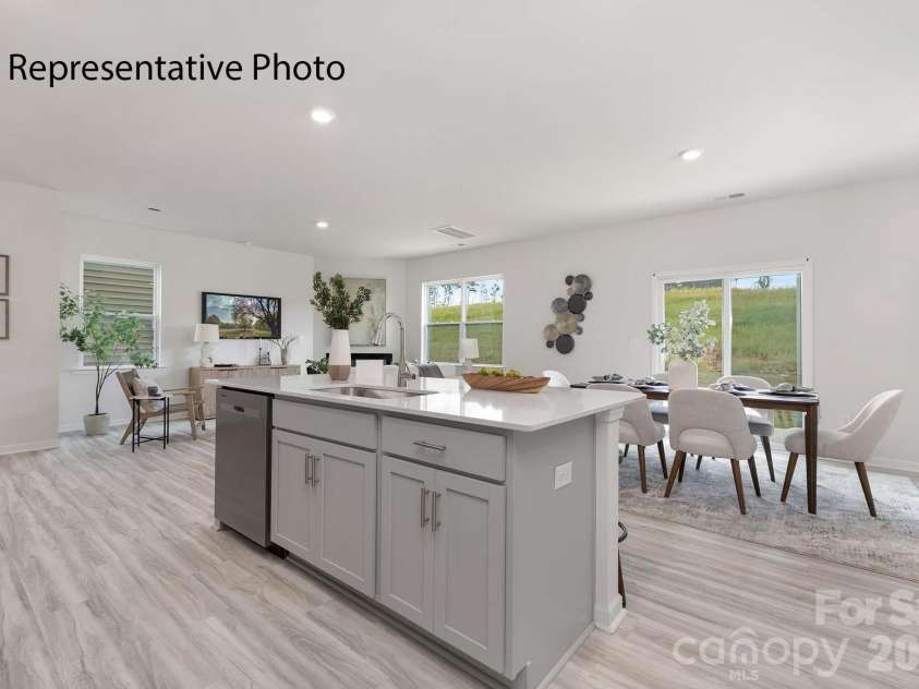 2117 Moorside Court, Lancaster, SC 29720.  MLS# CAR4391376, YatesRealty ID 28992. 