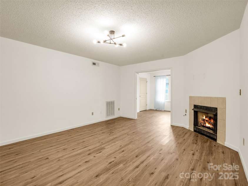 2403 Deermouse Way, Hendersonville, NC 28792.  MLS# CAR4246163, YatesRealty ID 28995. 