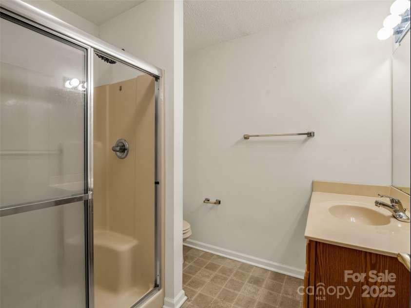 2403 Deermouse Way, Hendersonville, NC 28792.  MLS# CAR4246163, YatesRealty ID 28995. 