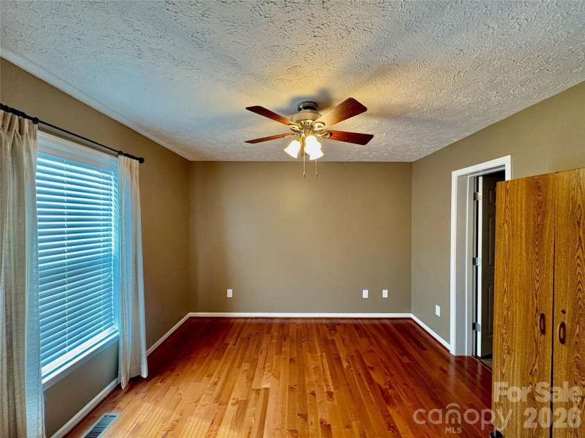 95 Newberry Drive, Fletcher, NC 28732.  MLS# CAR4391054, YatesRealty ID 28996. 