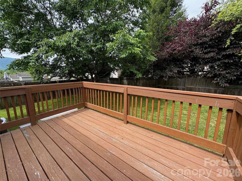 95 Newberry Drive, Fletcher, NC 28732.  MLS# CAR4391054, YatesRealty ID 28996. 