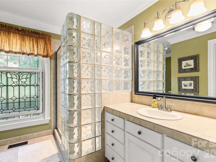 514 Rock Springs Road, Lancaster, SC 29720.  MLS# CAR4389462, YatesRealty ID 28997. 