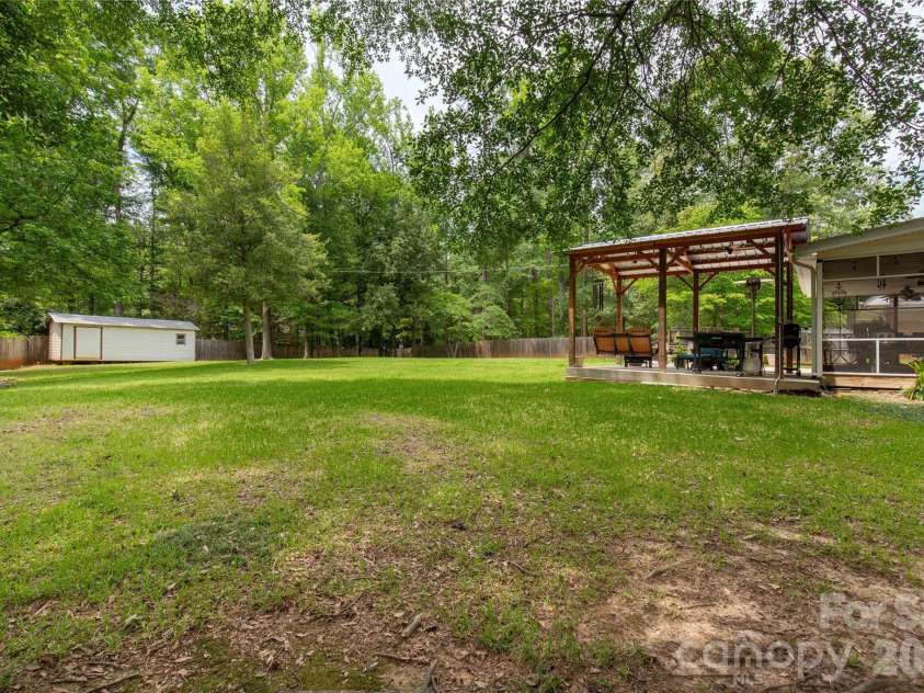 514 Rock Springs Road, Lancaster, SC 29720.  MLS# CAR4389462, YatesRealty ID 28997. 