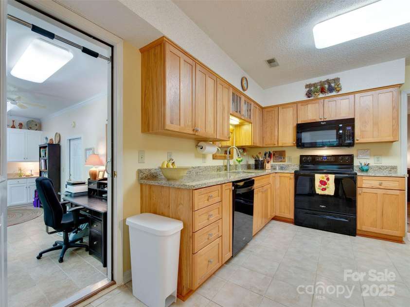 8413 Wellington Lane, Harrisburg, NC 28075.  MLS# CAR4283168, YatesRealty ID 28999. 