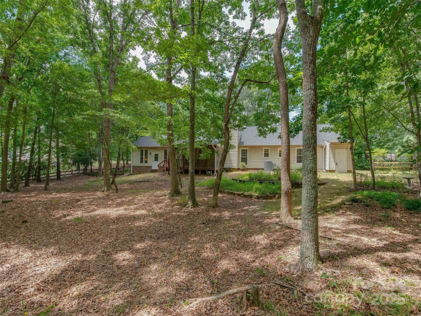 8413 Wellington Lane, Harrisburg, NC 28075.  MLS# CAR4283168, YatesRealty ID 28999. 
