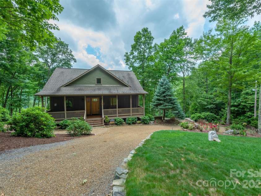596 Ridge Runner Road, Burnsville, NC 28714.  MLS# CAR4296131, YatesRealty ID 29. 