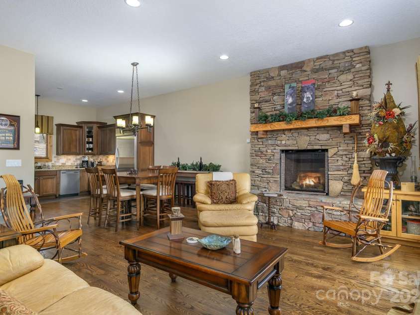 596 Ridge Runner Road, Burnsville, NC 28714.  MLS# CAR4296131, YatesRealty ID 29. 