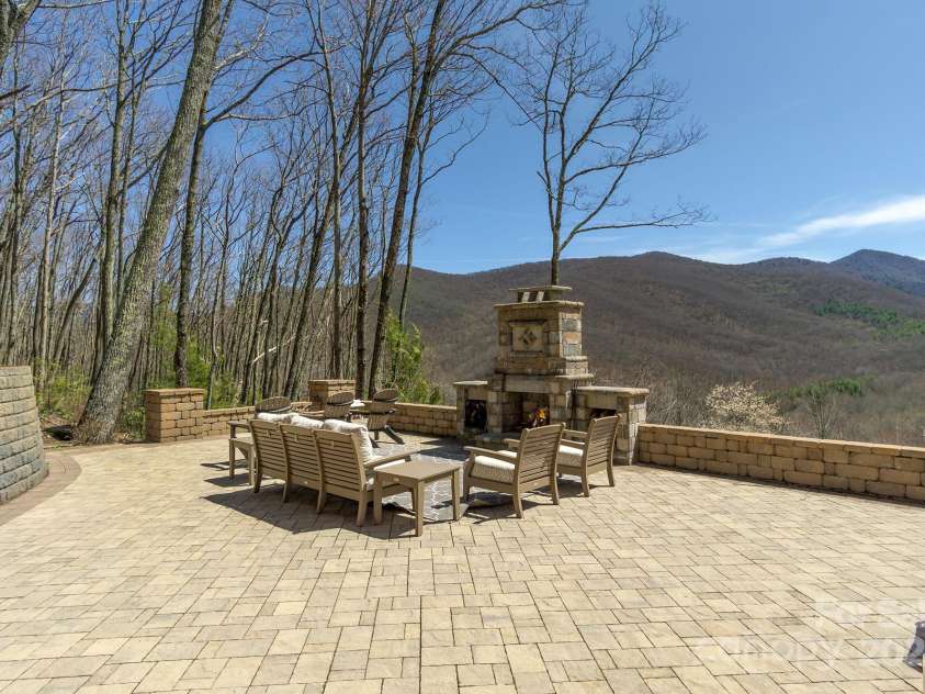 596 Ridge Runner Road, Burnsville, NC 28714.  MLS# CAR4296131, YatesRealty ID 29. 