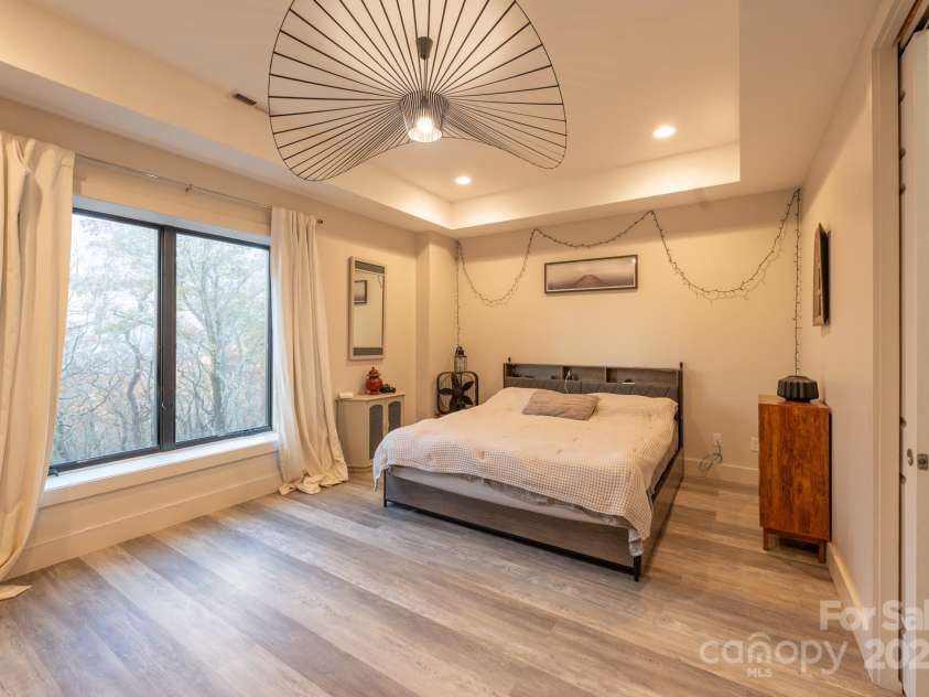 1390 Ransey Woodring Road, Todd, NC 28684.  MLS# CAR4318494, YatesRealty ID 290. 