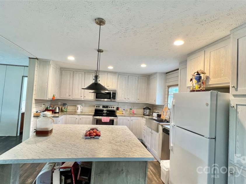 1824 Germantown Place, Dillon, SC 29536.  MLS# CAR4203328, YatesRealty ID 290. 