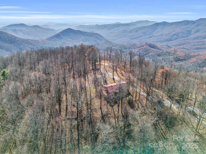 229 Wetherbee Lane, Sunset, SC 29685.  MLS# CAR4205416, YatesRealty ID 2900. 