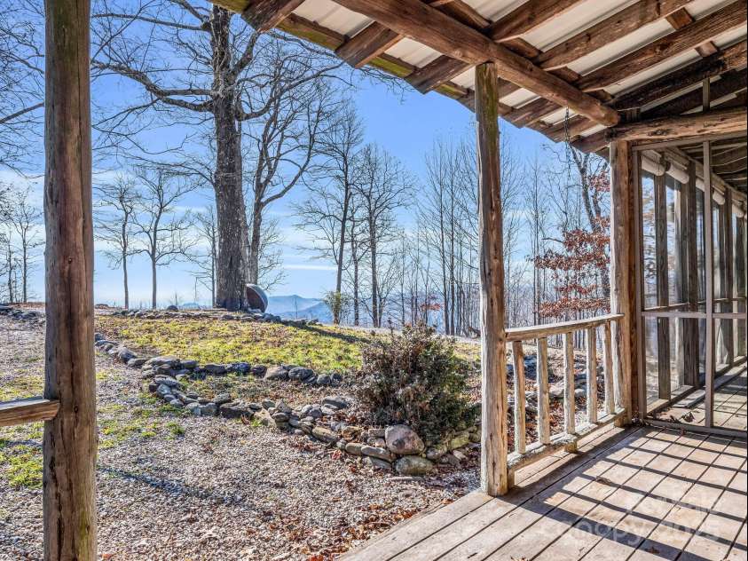 229 Wetherbee Lane, Sunset, SC 29685.  MLS# CAR4205416, YatesRealty ID 2900. 