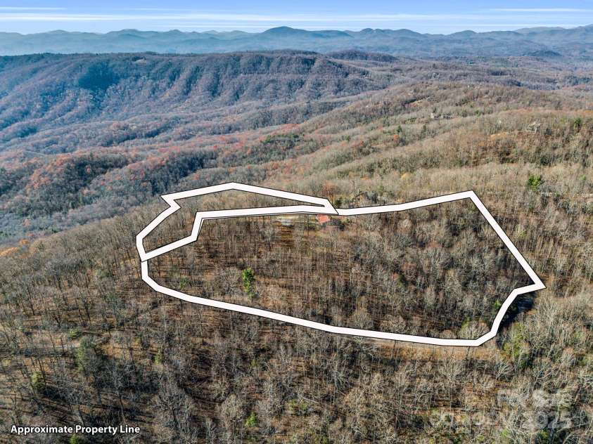 229 Wetherbee Lane, Sunset, SC 29685.  MLS# CAR4205416, YatesRealty ID 2900. 