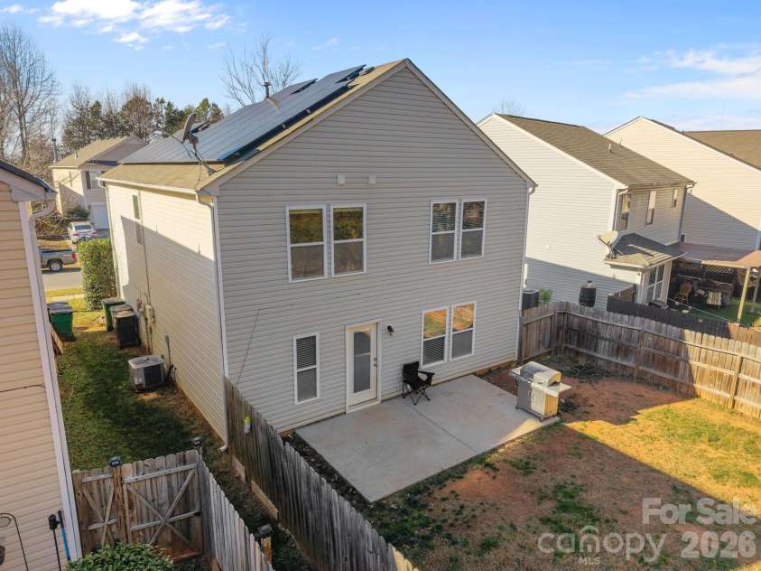 7540 Monarch Birch Lane, Charlotte, NC 28215.  MLS# CAR4335353, YatesRealty ID 2900. 