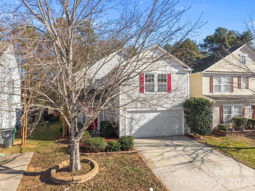 7540 Monarch Birch Lane, Charlotte, NC 28215.  MLS# CAR4335353, YatesRealty ID 2900. 