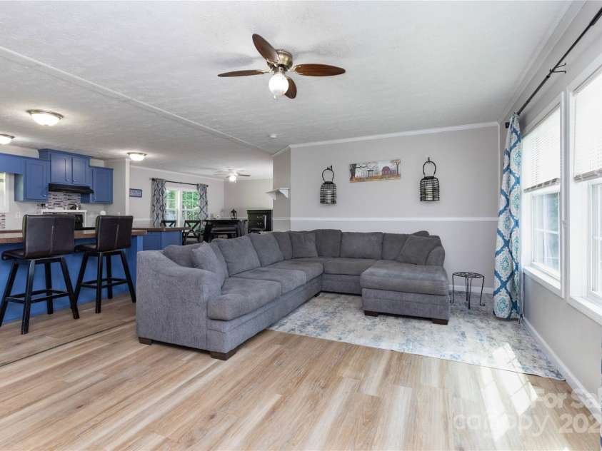 25 Mountain View Ridge, Fairview, NC 28730.  MLS# CAR4273817, YatesRealty ID 29002. 