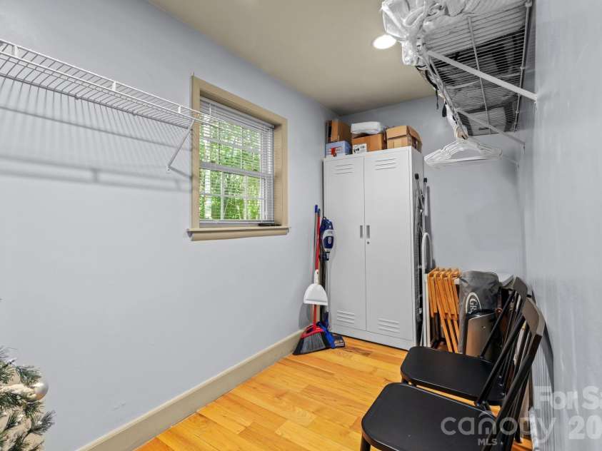 576 Grizzly Ridge, Bryson City, NC 28713.  MLS# CAR4391423, YatesRealty ID 29002. 