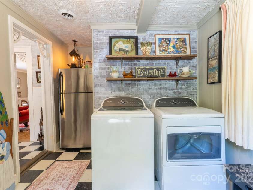 131 Lexington Road, Mocksville, NC 27028.  MLS# CAR4259844, YatesRealty ID 29003. Laundry - First Floor