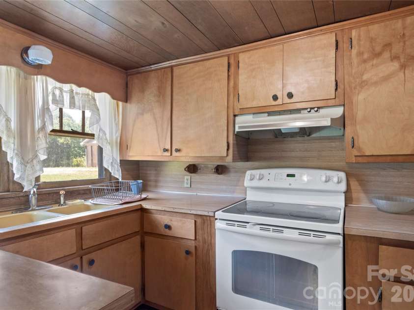 271 Little Ridge Road, Moravian Falls, NC 28654.  MLS# CAR4388267, YatesRealty ID 29003. 