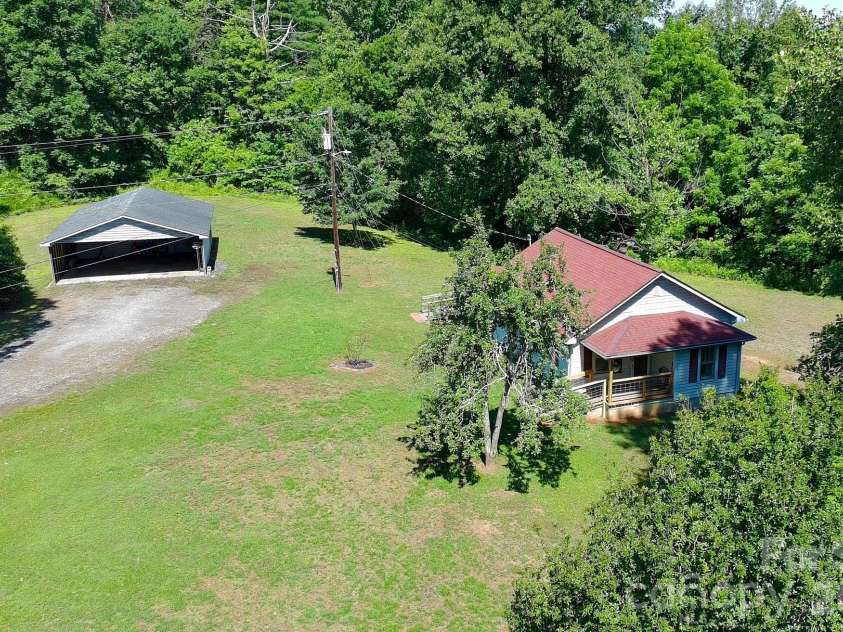 271 Little Ridge Road, Moravian Falls, NC 28654.  MLS# CAR4388267, YatesRealty ID 29003. 