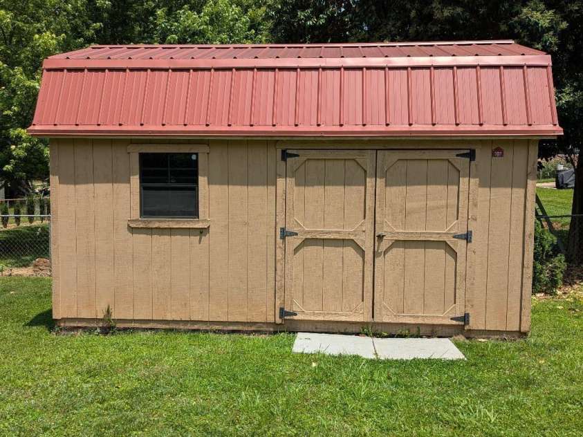 715 Gentry Place, Charlotte, NC 28210.  MLS# CAR4259376, YatesRealty ID 29004. 12x16 Shed