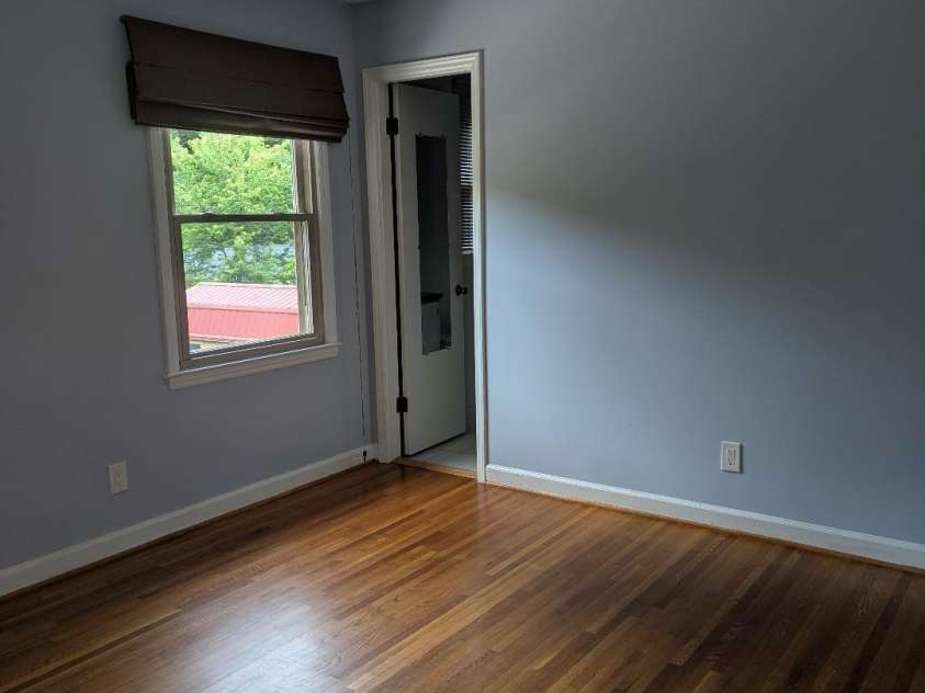 715 Gentry Place, Charlotte, NC 28210.  MLS# CAR4259376, YatesRealty ID 29004. Bdrm 1