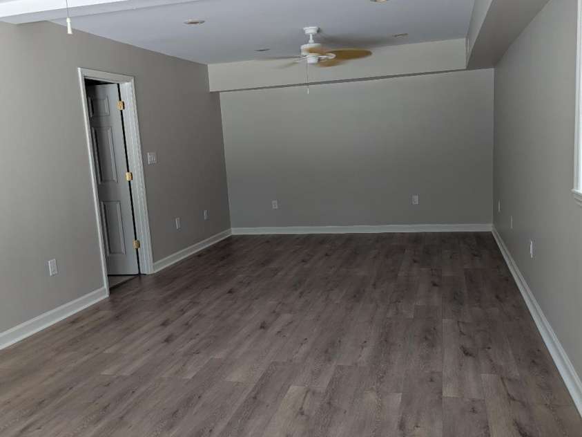 715 Gentry Place, Charlotte, NC 28210.  MLS# CAR4259376, YatesRealty ID 29004. Bdrm 4