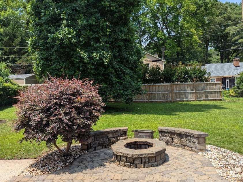 715 Gentry Place, Charlotte, NC 28210.  MLS# CAR4259376, YatesRealty ID 29004. Patio and FP