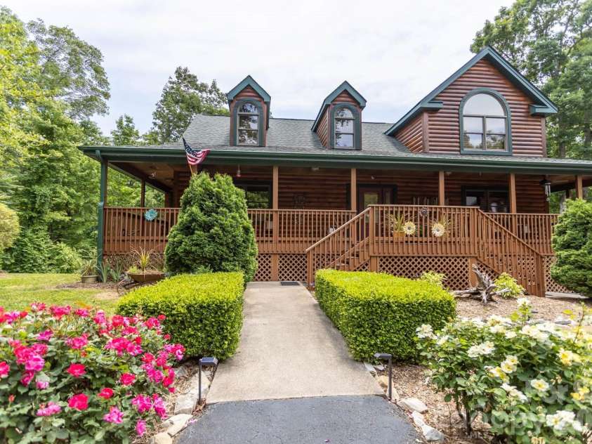 110 Mountain Crest Drive, Marion, NC 28752.  MLS# CAR4388359, YatesRealty ID 29006. 