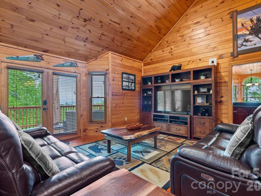110 Mountain Crest Drive, Marion, NC 28752.  MLS# CAR4388359, YatesRealty ID 29006. 