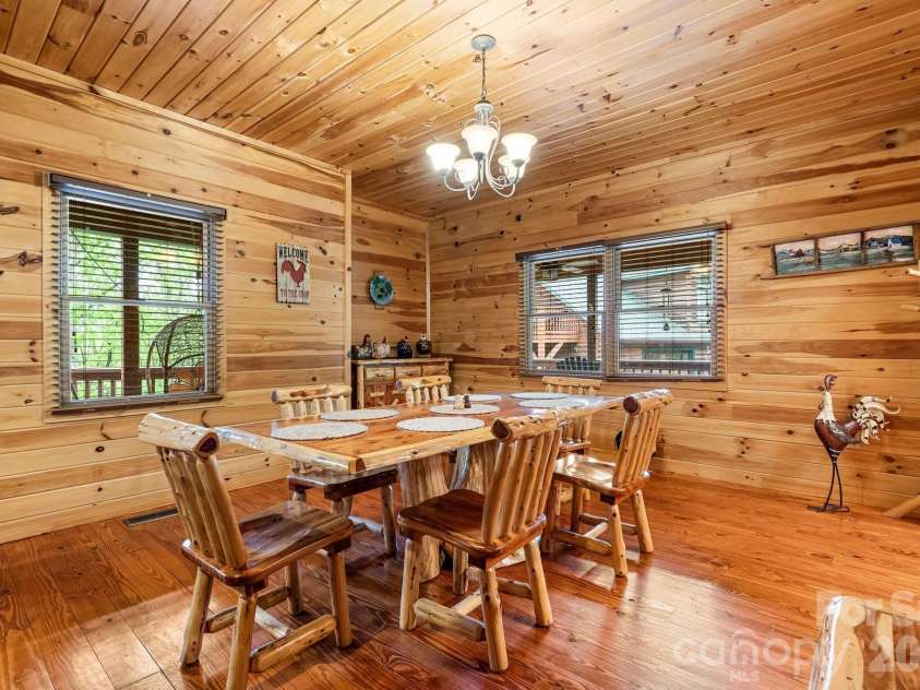 110 Mountain Crest Drive, Marion, NC 28752.  MLS# CAR4388359, YatesRealty ID 29006. 