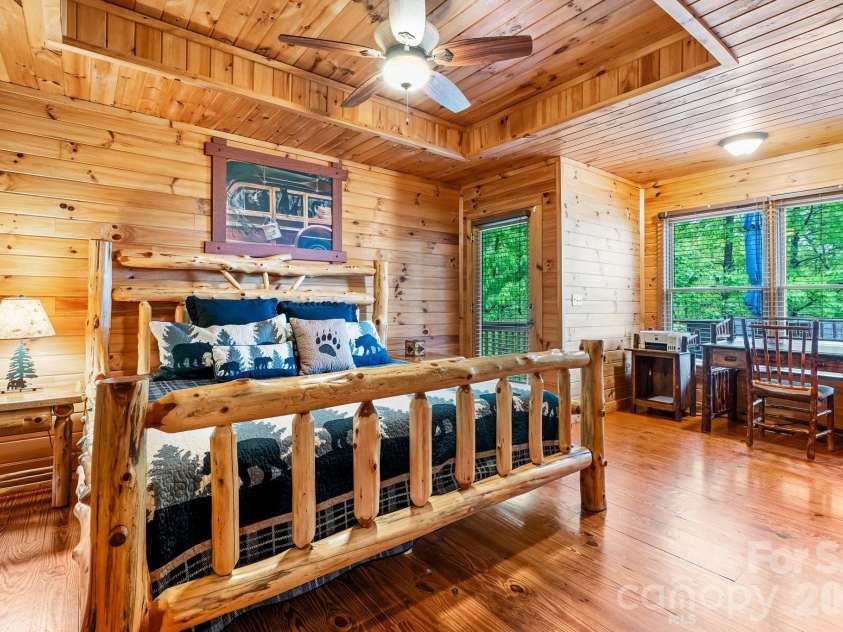 110 Mountain Crest Drive, Marion, NC 28752.  MLS# CAR4388359, YatesRealty ID 29006. 