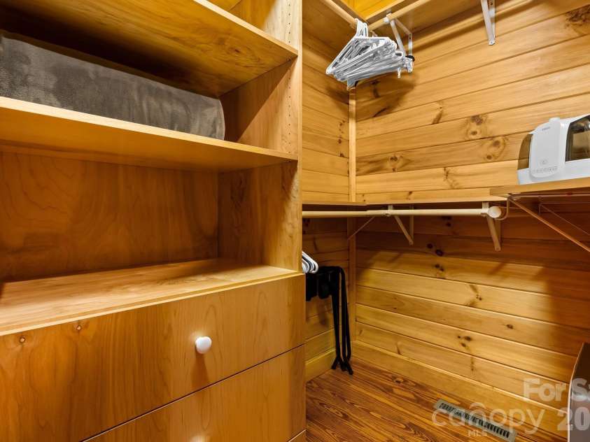110 Mountain Crest Drive, Marion, NC 28752.  MLS# CAR4388359, YatesRealty ID 29006. 