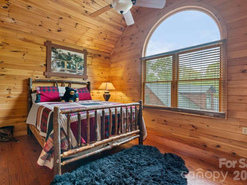 110 Mountain Crest Drive, Marion, NC 28752.  MLS# CAR4388359, YatesRealty ID 29006. 
